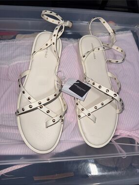 American eagle sandals size 10